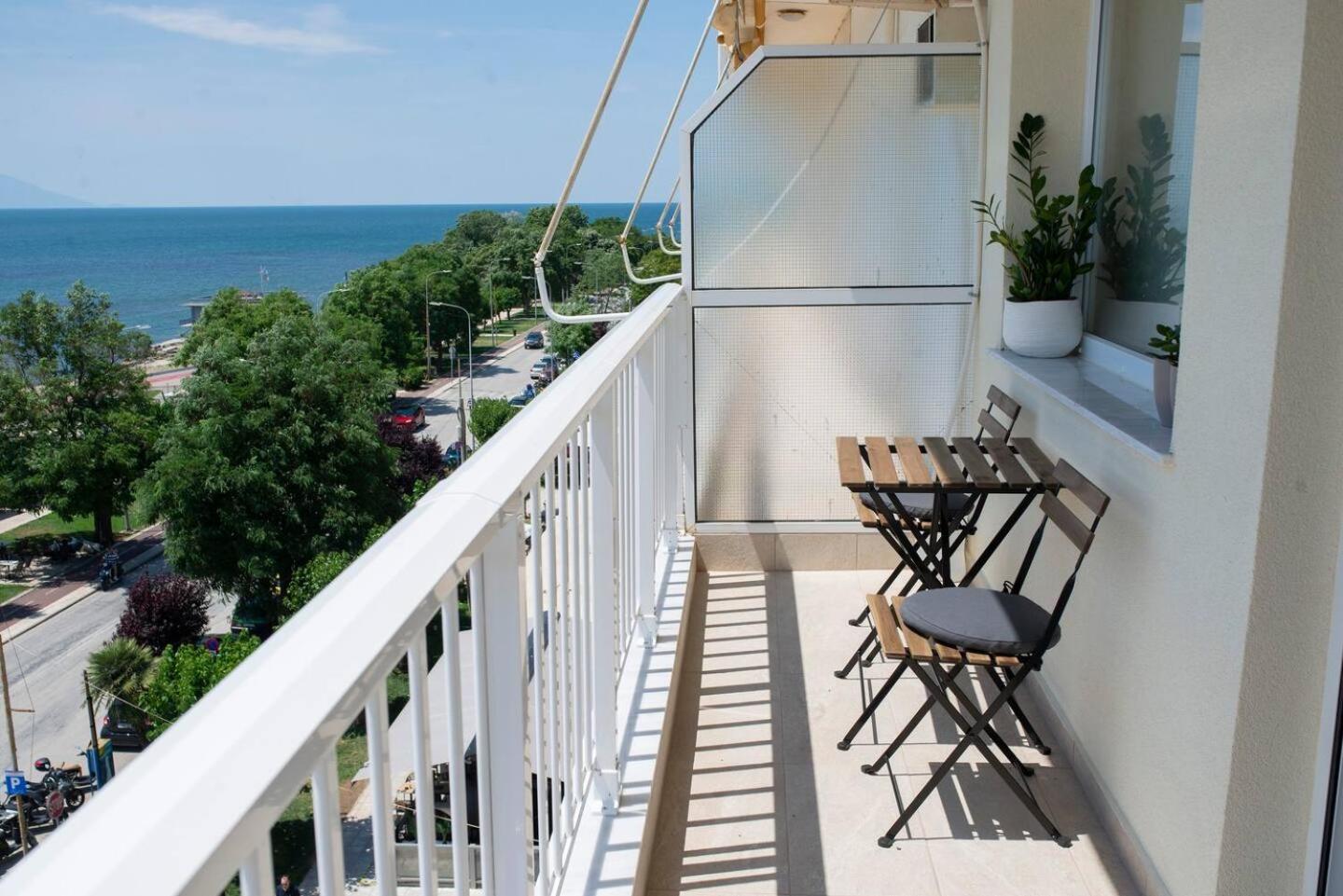 Lighthouse Apartments Alexandroupoli Exterior photo