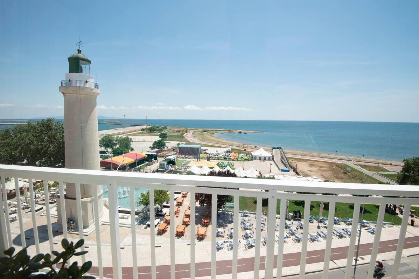 Lighthouse Apartments Alexandroupoli Exterior photo